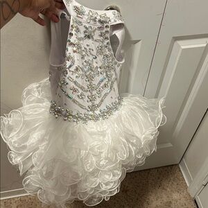 Chic White Embellished Kids Formal Dress